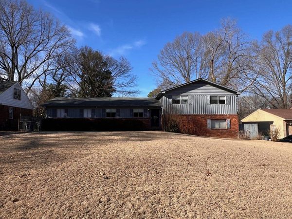 3034 LAURENCEKIRK RD, Memphis, TN 38128