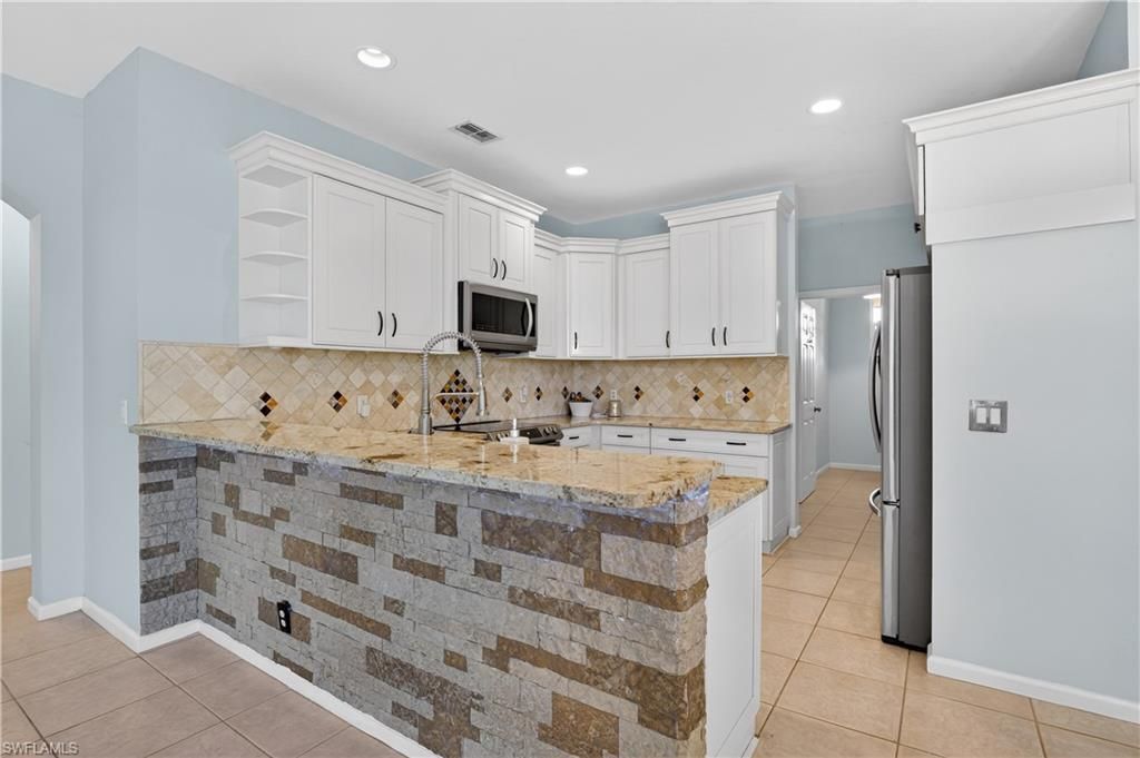 22835 Snaptail Ct, Estero, FL 33928 Photo