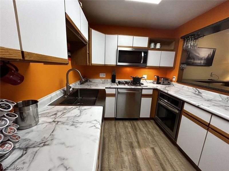 3370 Bristol Lane, Unit 2, Cuyahoga Falls, OH 44223 Photo 10