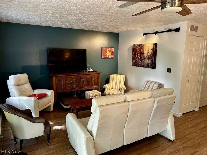 3370 Bristol Lane, Unit 2, Cuyahoga Falls, OH 44223 Photo 8