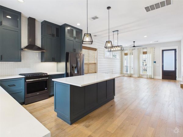 1909 Willow ST, Unit 1, Austin, TX 78702