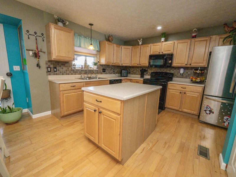 6841 Gordon Boulevard, Burlington, KY 41005 Photo 5