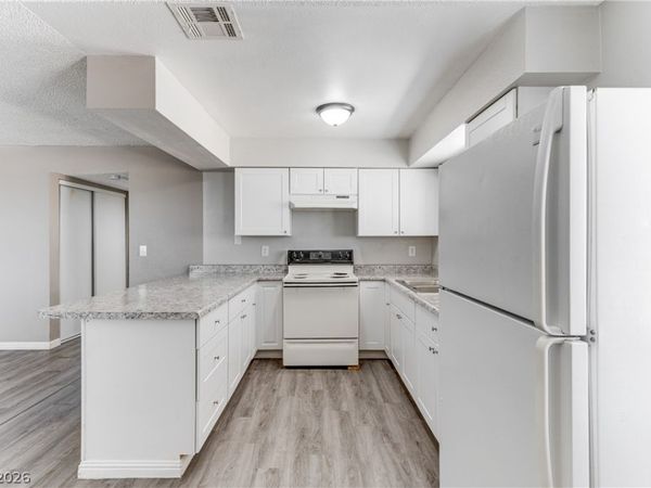 444 N 13th Street, Unit D, Las Vegas, NV 89101