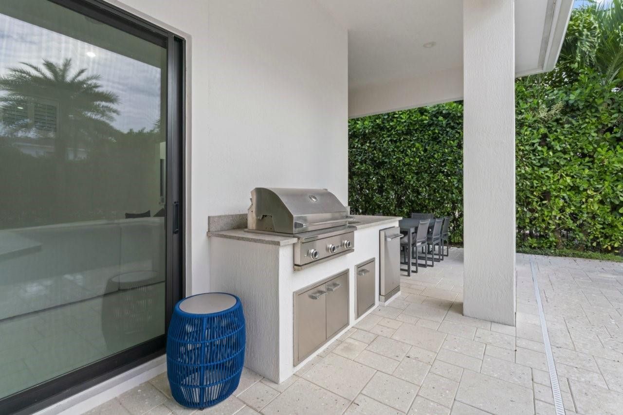 6990 NW 27th Avenue, Boca Raton, FL 33496 Photo