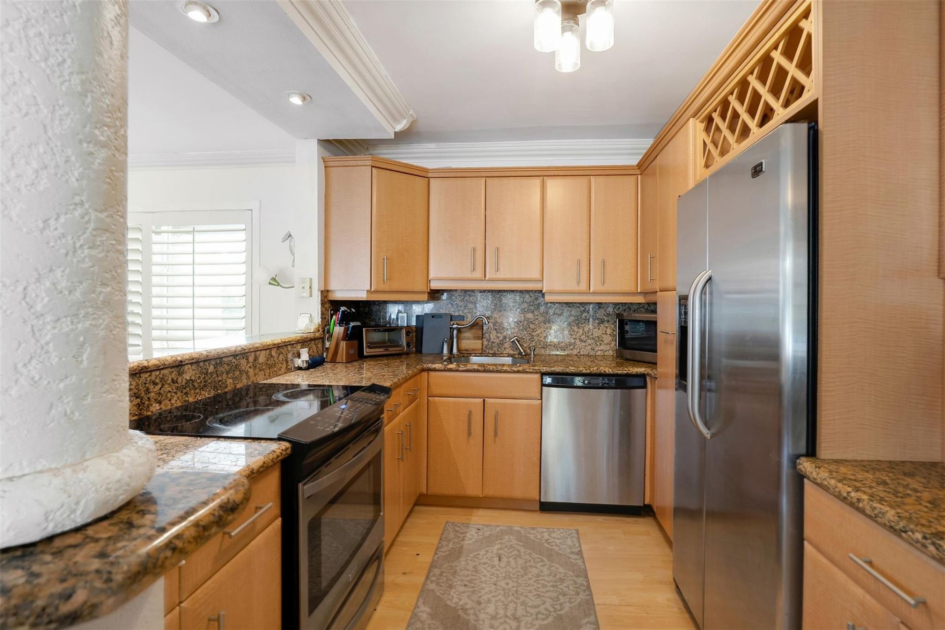 2401 SE 12th St, Pompano Beach, FL 33062 Photo