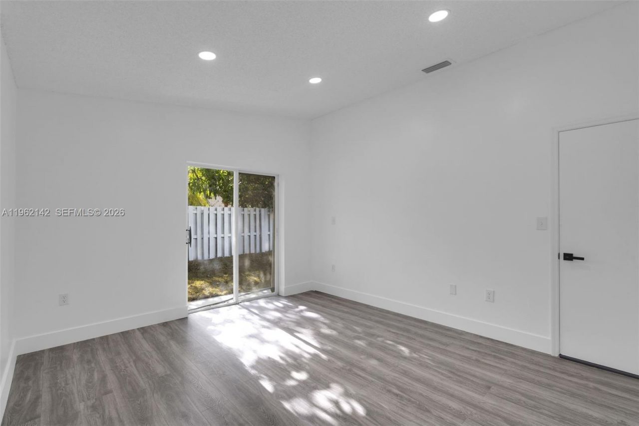 16907 SW 142nd Pl, Miami, FL 33177 Photo