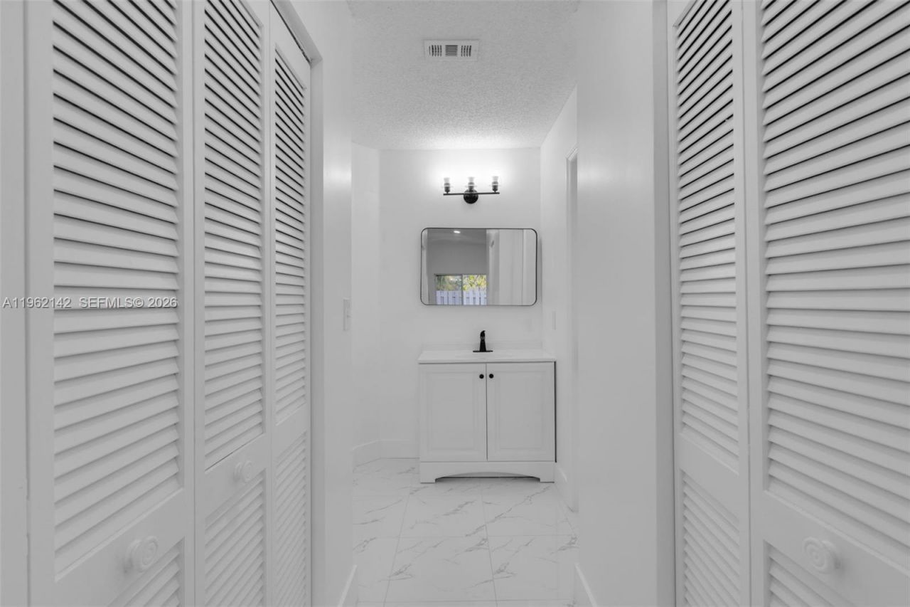 16907 SW 142nd Pl, Miami, FL 33177 Photo