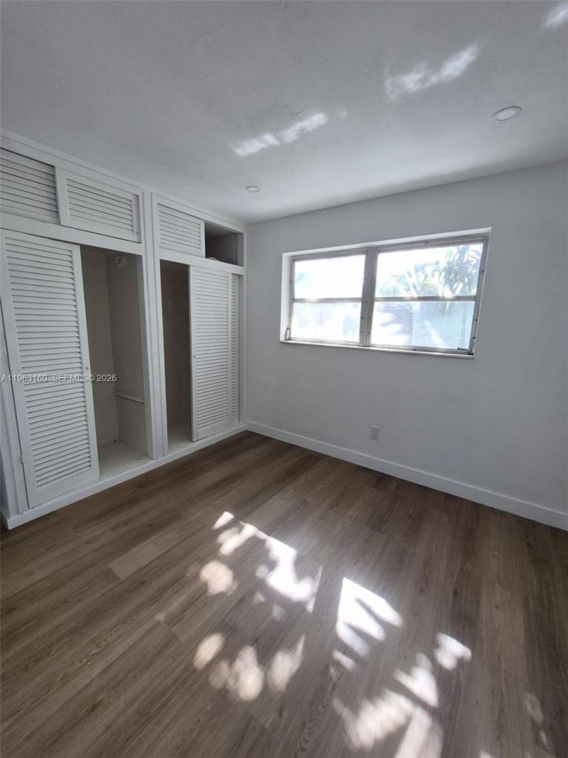 1711 NW 27th Ter, Fort Lauderdale, FL 33311 Photo