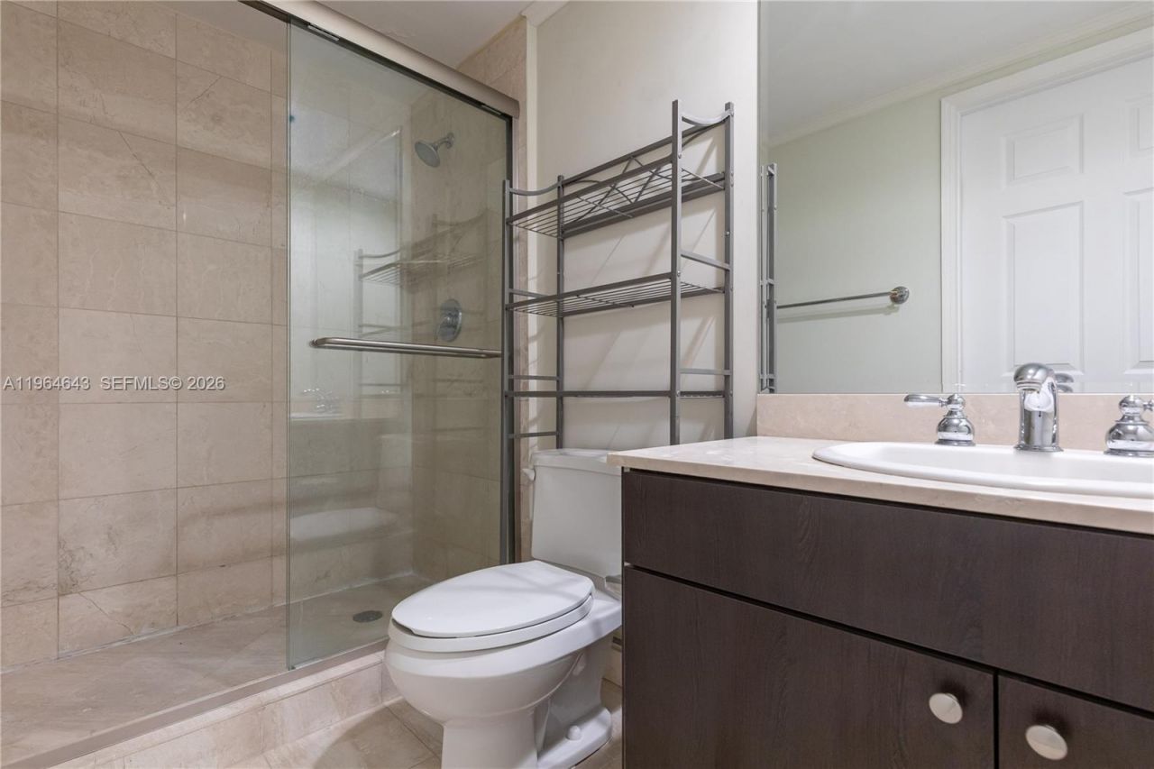 3370 NE 190th St, Unit 2007, Aventura, FL 33180 Photo