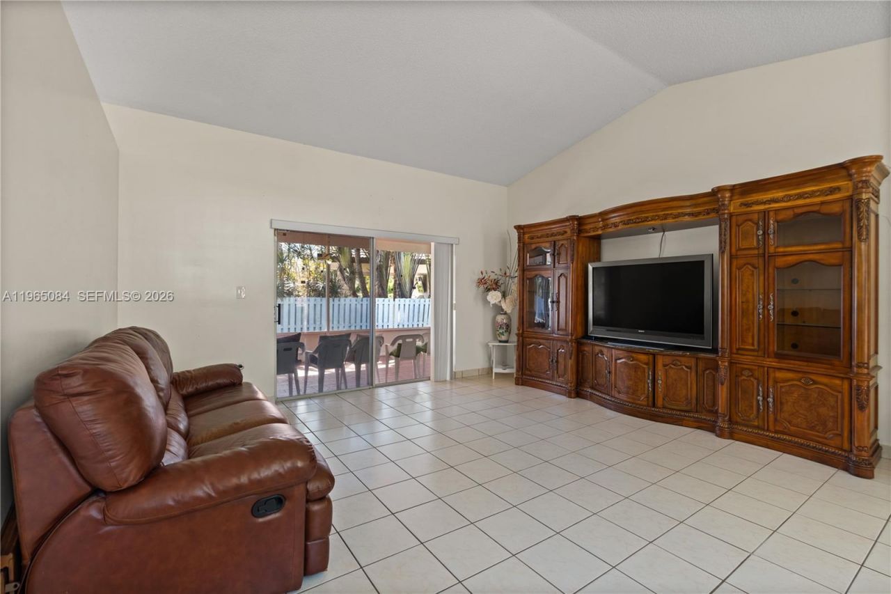 12730 SW 20th St, Miramar, FL 33027 Photo