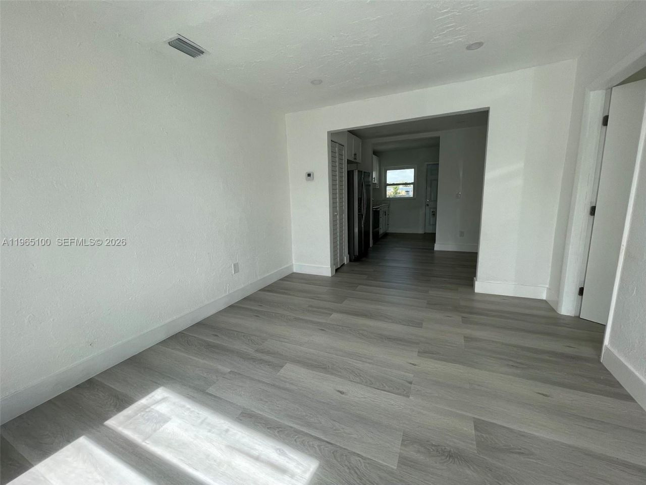 2035 NW 43rd St, Unit 2033, Miami, FL 33142 Photo