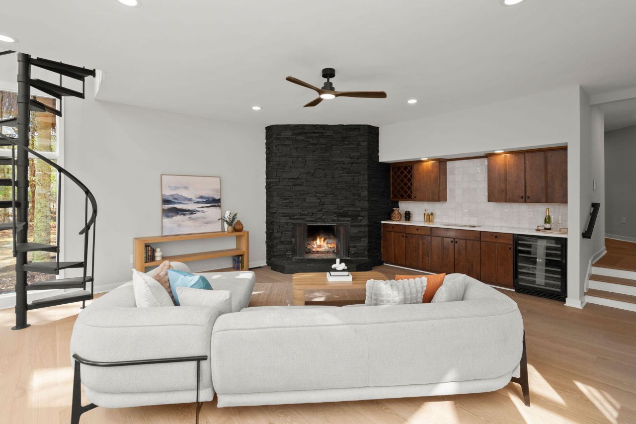 1747 Clark Hills Circle Photo 14