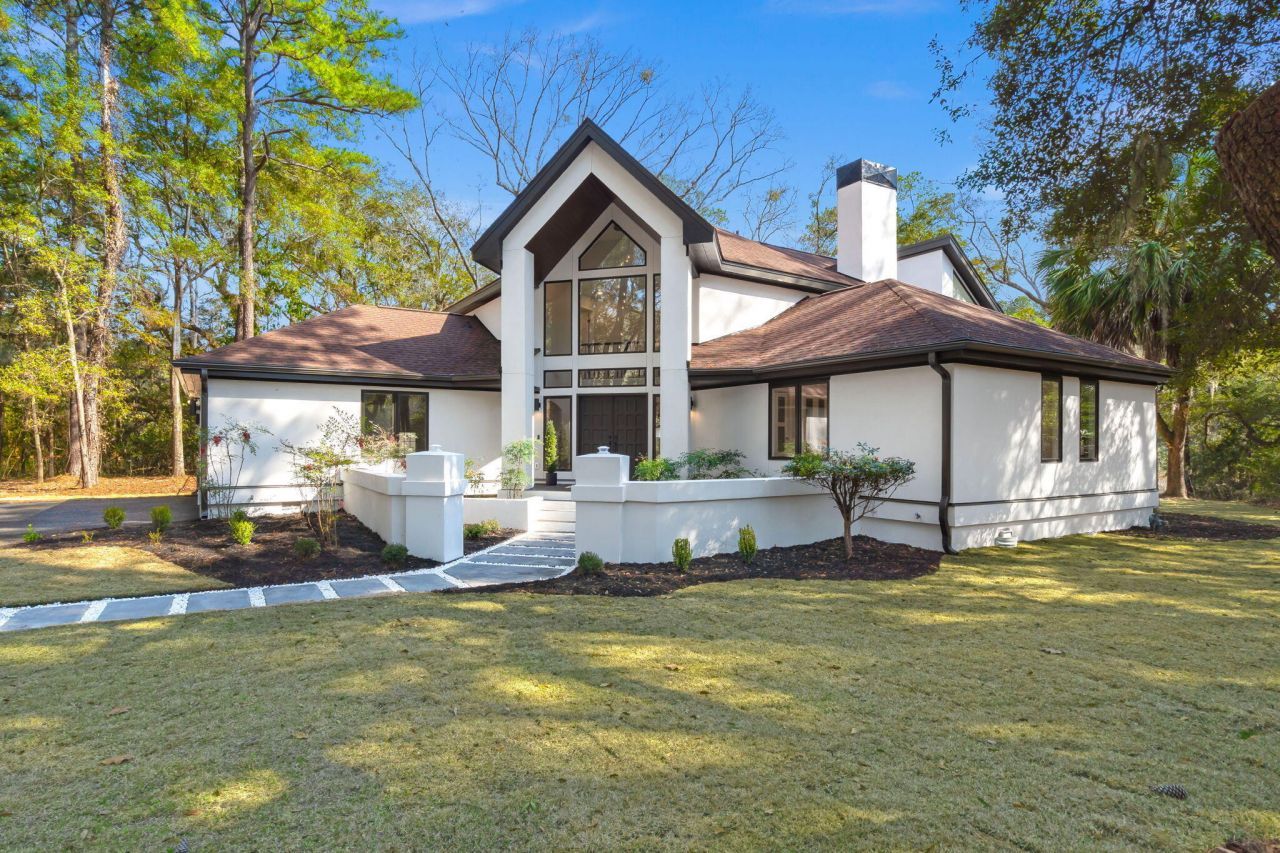 1747 Clark Hills Circle Photo 4