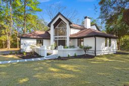 1747 Clark Hills Circle photo 4