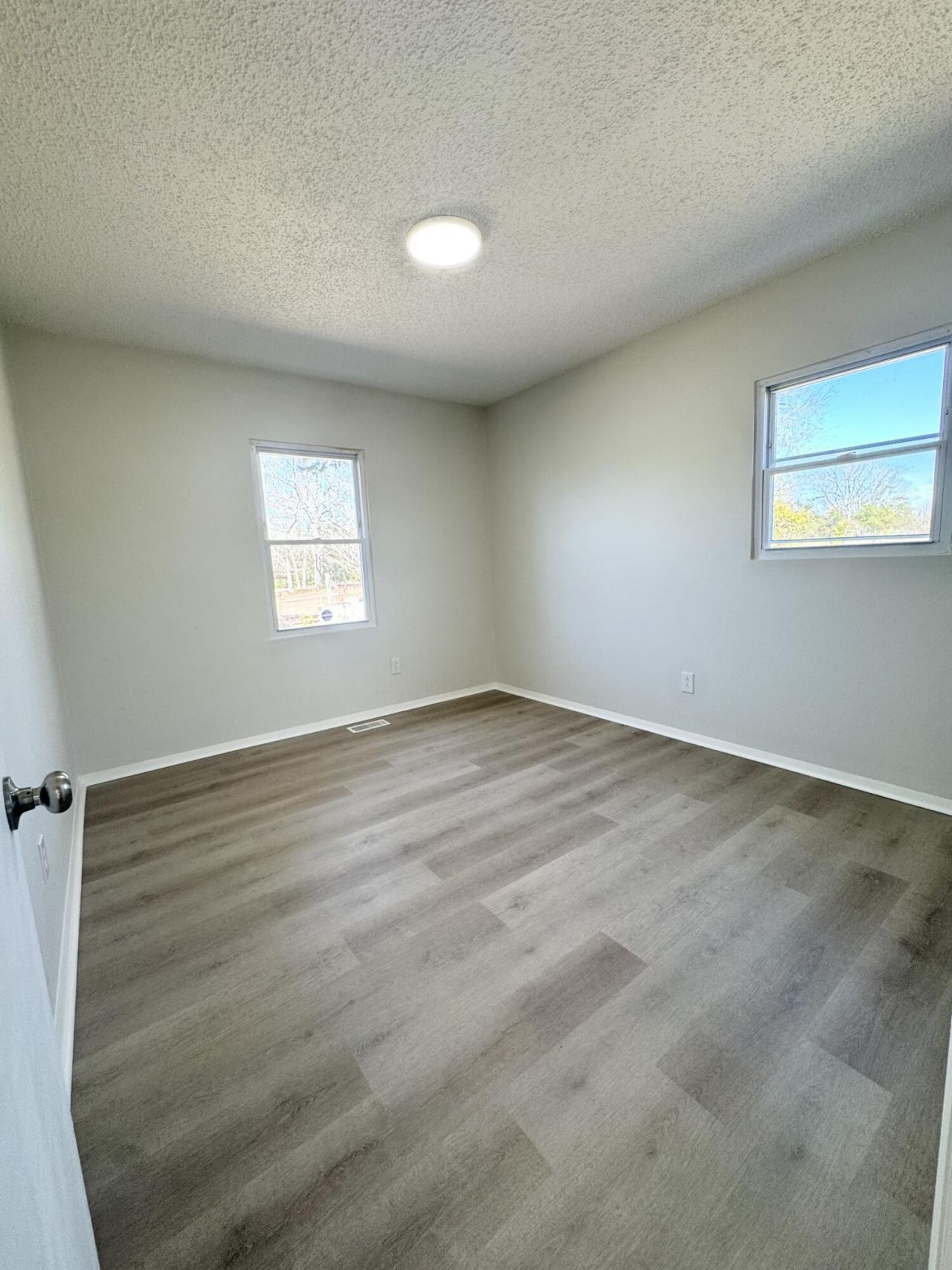 904 Samaria Road Photo 15