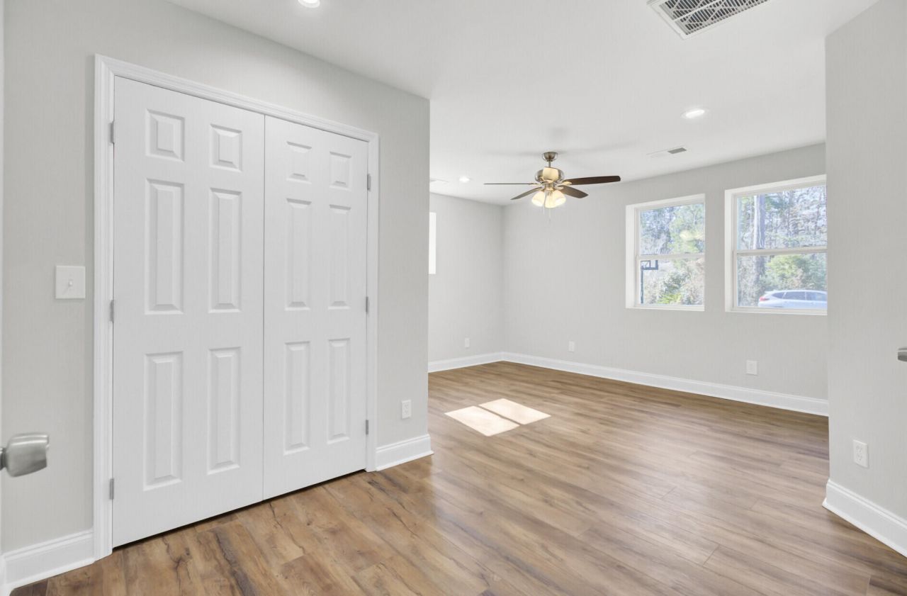 117 Donna Drive Photo 25