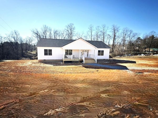 1490 Stonehouse Rd, Caldwell, WV 24925