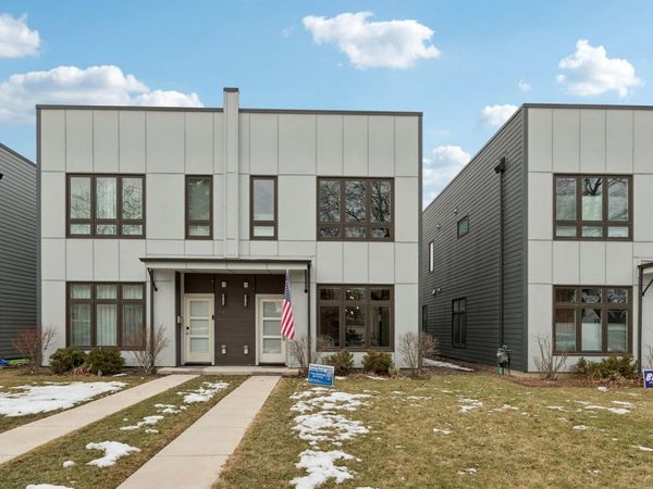 1120 Pitner Avenue, Evanston, IL 60202