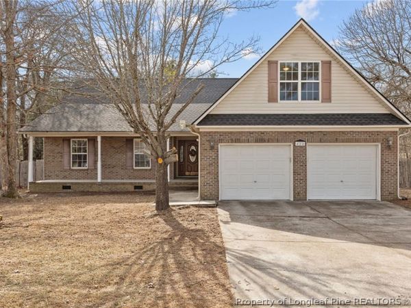 428 Dunbar Drive, Lillington, NC 27546