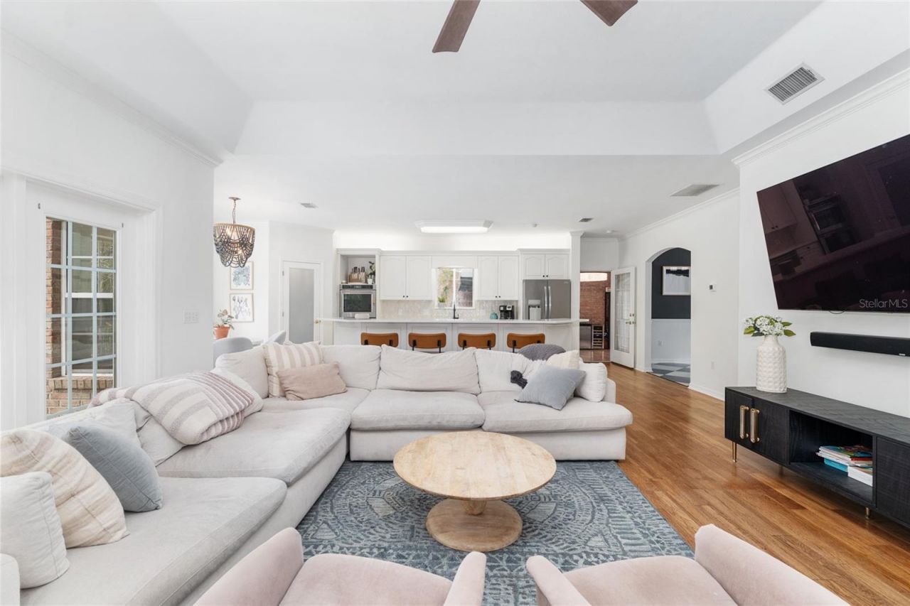 11121 NW 15th Place, Gainesville, FL 32606 Photo