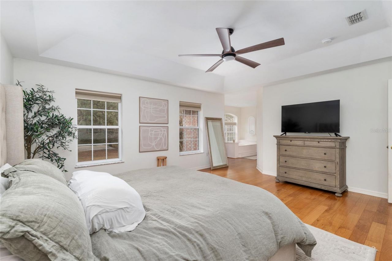 11121 NW 15th Place, Gainesville, FL 32606 Photo