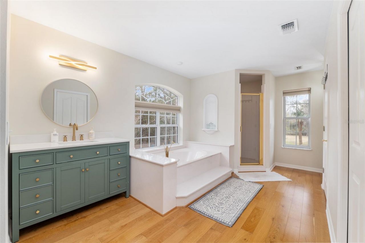 11121 NW 15th Place, Gainesville, FL 32606 Photo