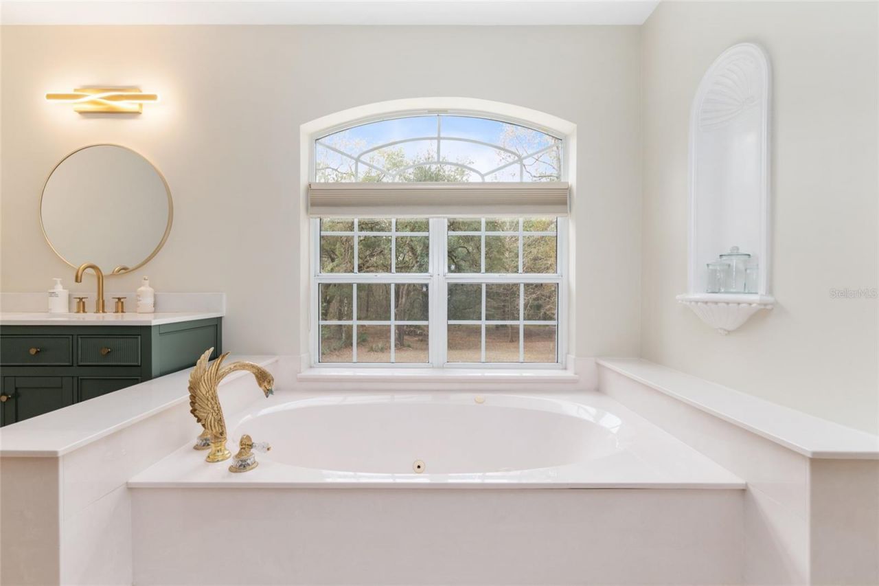 11121 NW 15th Place, Gainesville, FL 32606 Photo