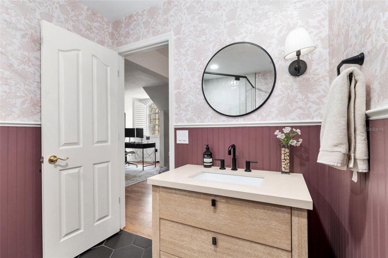 11121 NW 15th Place, Gainesville, FL 32606 Photo