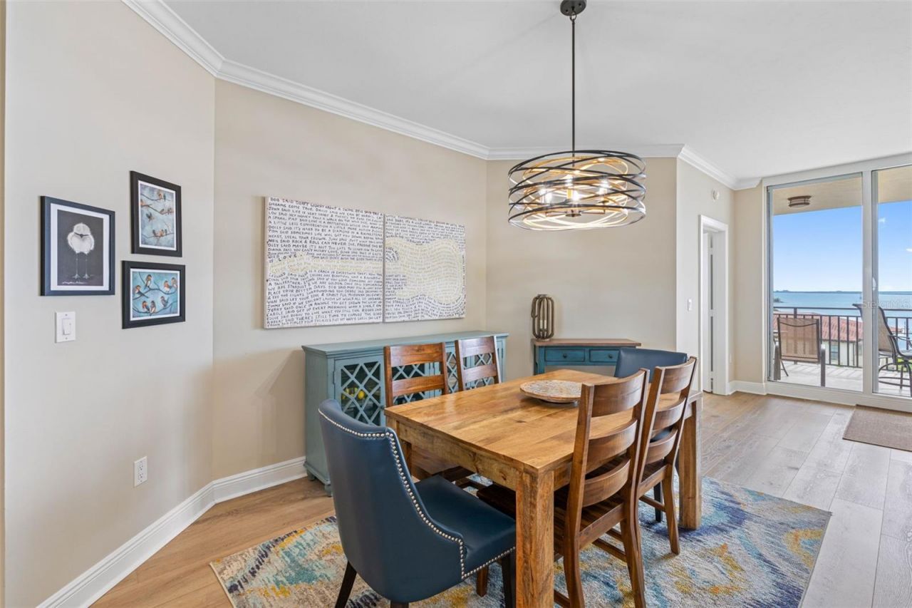 5823 Bowen Daniel Drive, Unit 703, Tampa, FL 33616 Photo