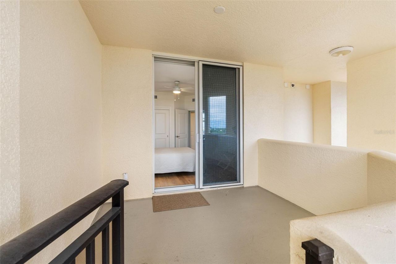 5823 Bowen Daniel Drive, Unit 703, Tampa, FL 33616 Photo