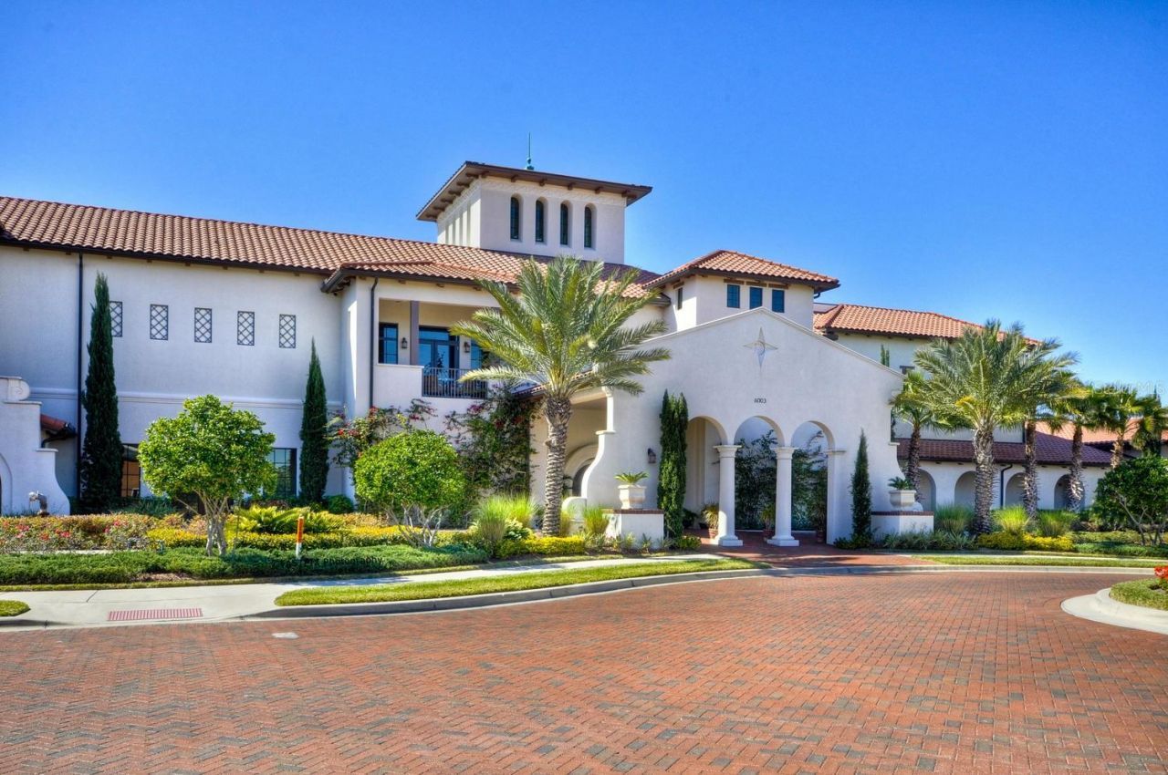 5823 Bowen Daniel Drive, Unit 703, Tampa, FL 33616 Photo