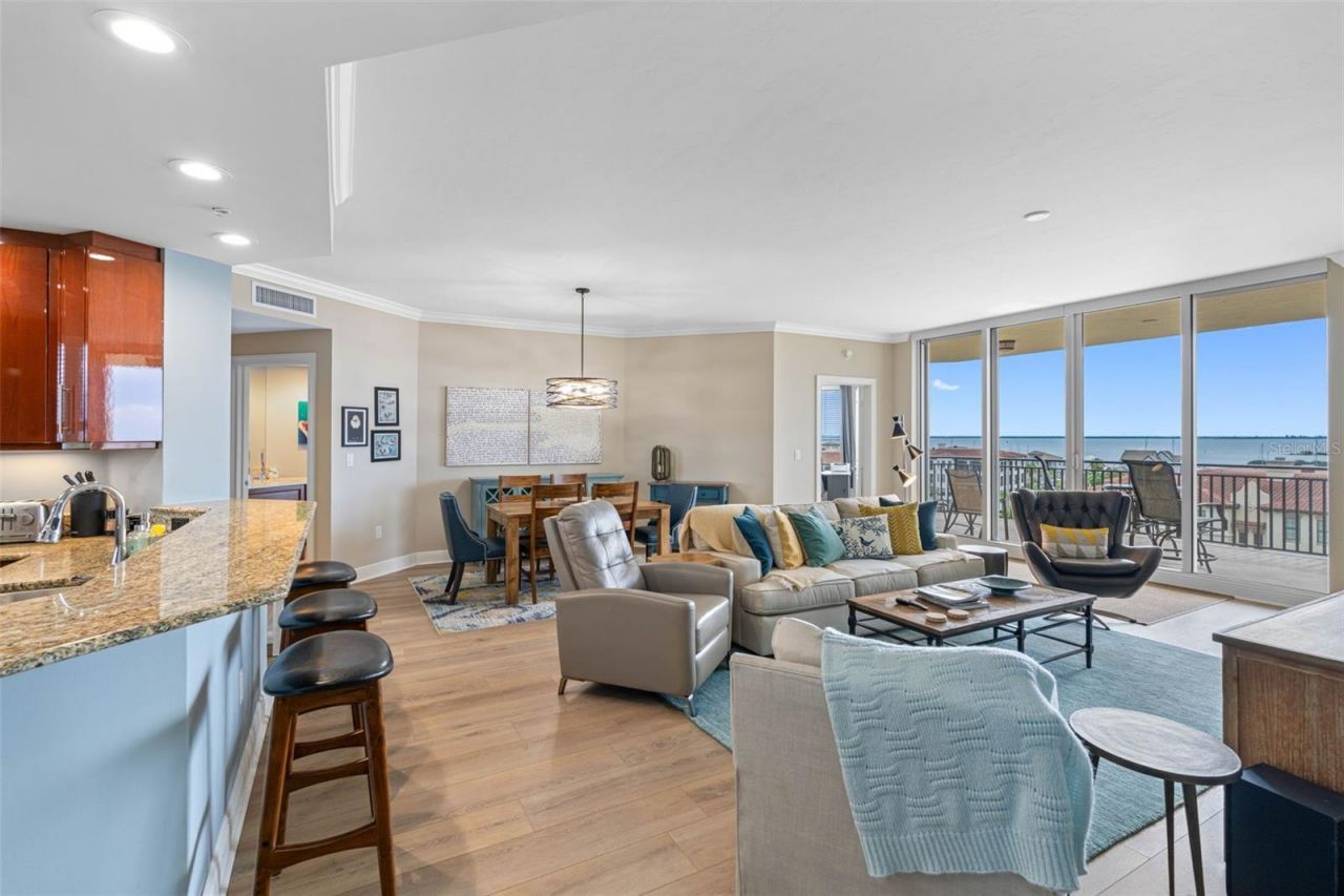 5823 Bowen Daniel Drive, Unit 703, Tampa, FL 33616 Photo