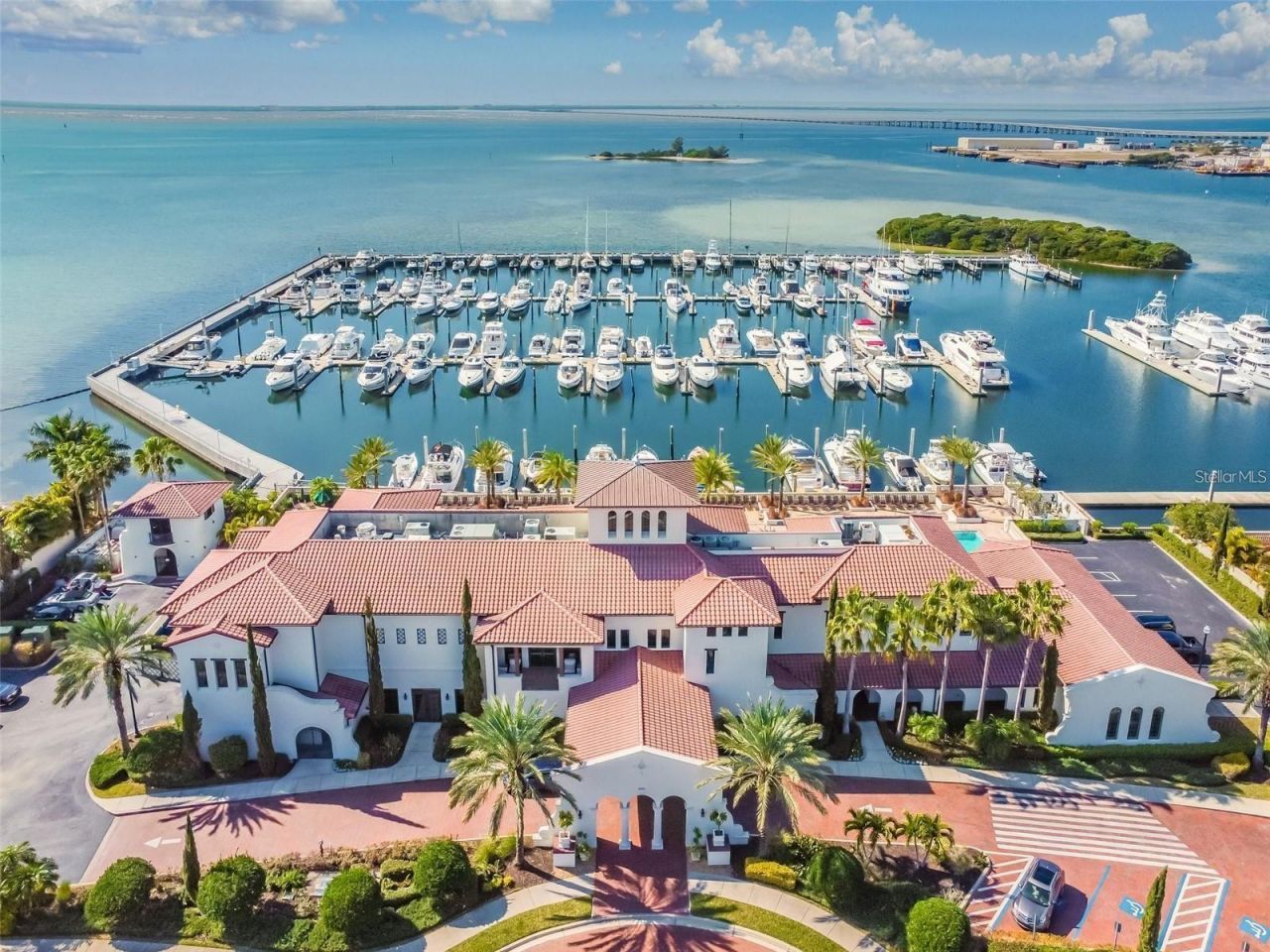 5823 Bowen Daniel Drive, Unit 703, Tampa, FL 33616 Photo