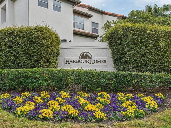 602 SEABREEZE COURT, TAMPA, FL 33602