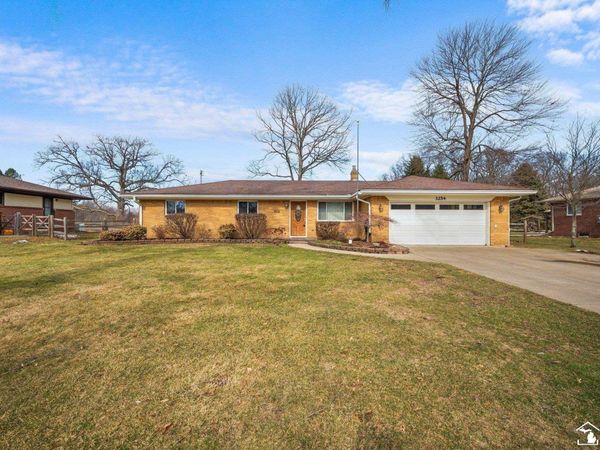 3254 Pleasant Drive, Temperance, MI 48182