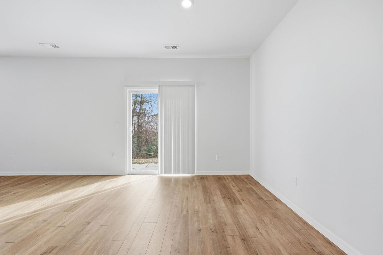 700 Dusty Pine Way Photo 11