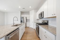 700 Dusty Pine Way photo 4