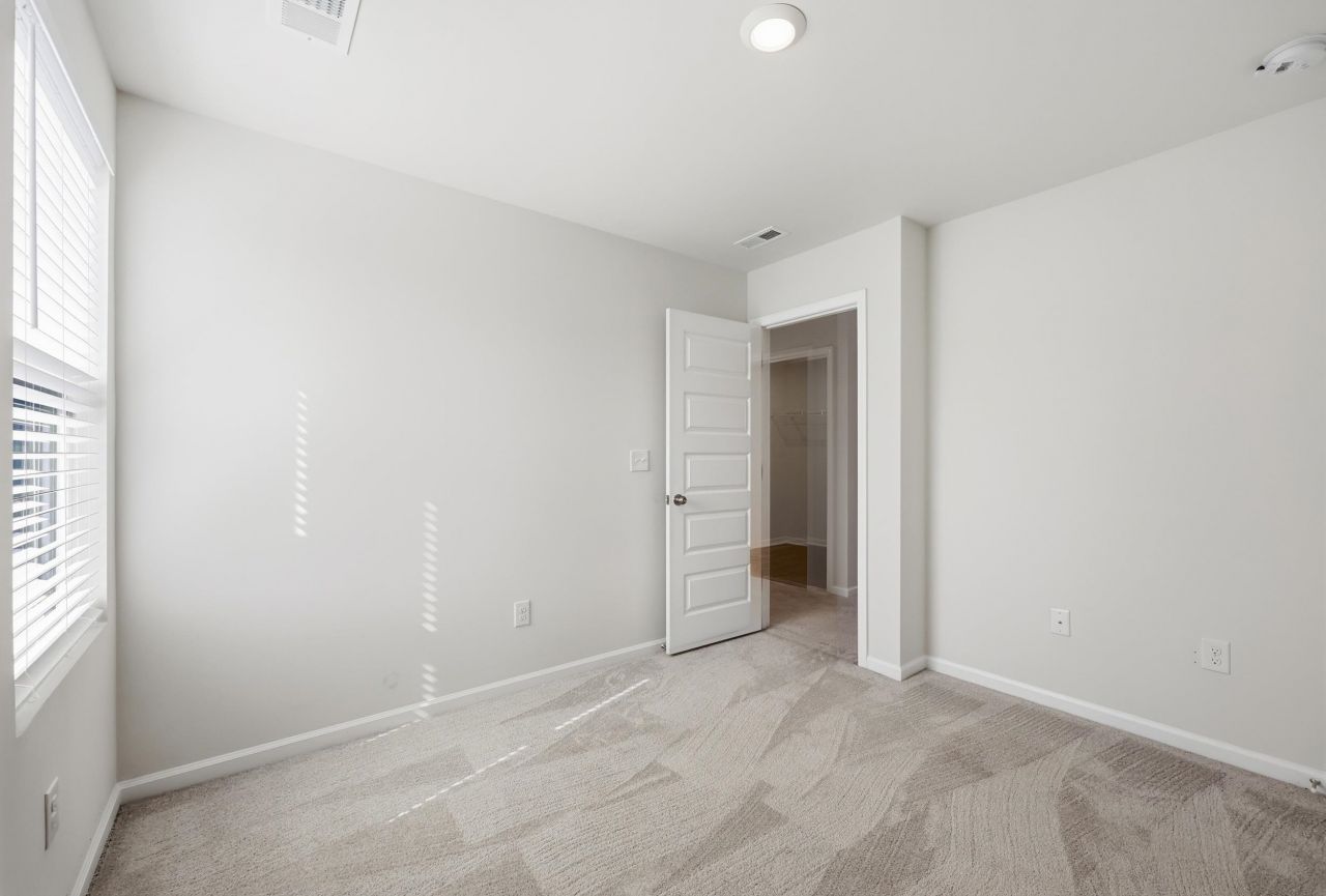 700 Dusty Pine Way Photo 36