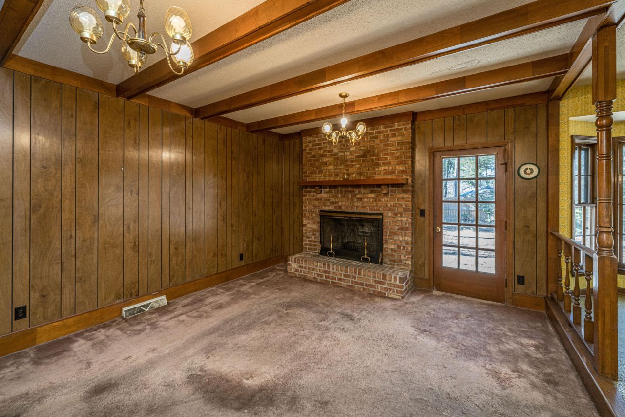 105 Chalcott Place Photo 12