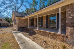 105 Chalcott Place photo 4