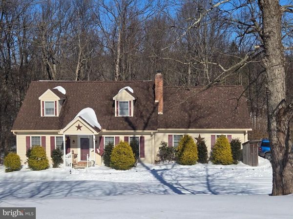 3 WHITE OAK DRIVE, FLEETWOOD, PA 19522