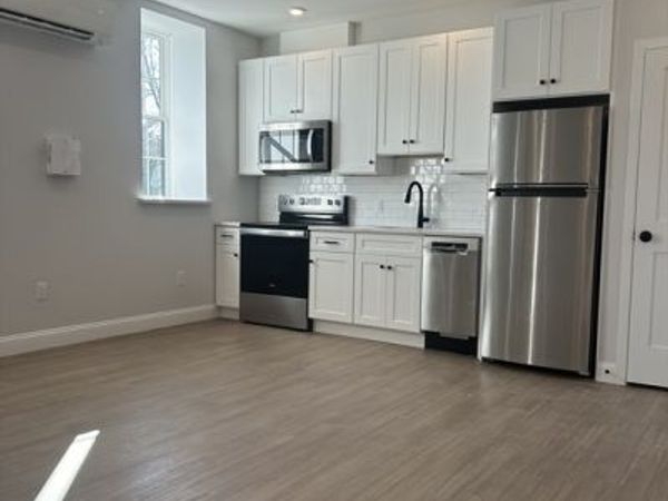 1193 Commercial St, Unit 2A, Weymouth, MA 02189