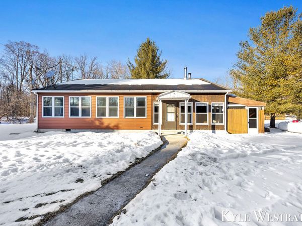 10298 N 19th Street, Plainwell, MI 49080