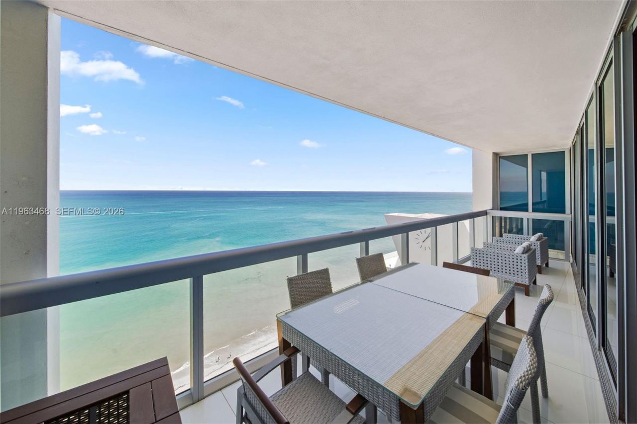 6899 Collins Ave, Unit 2207, Miami Beach, FL 33141 Photo