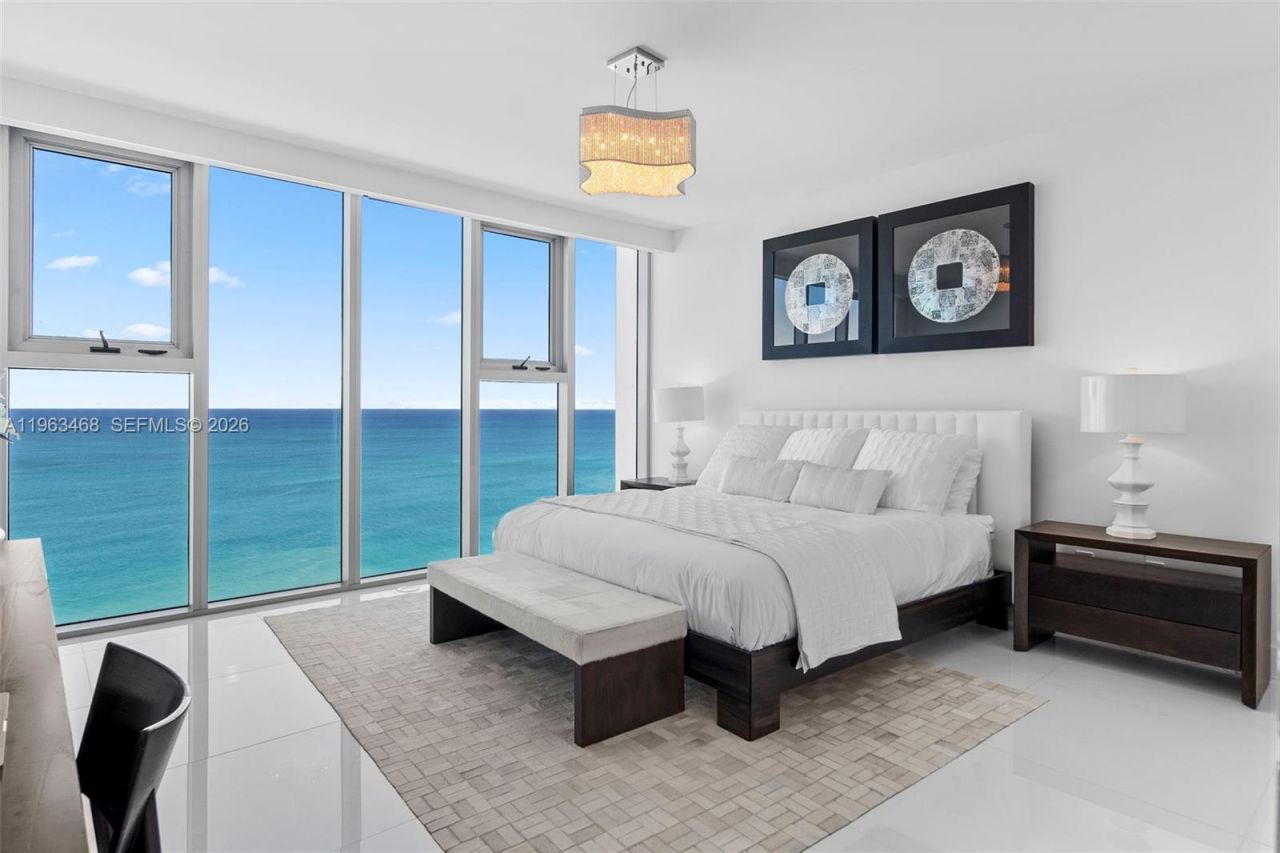 6899 Collins Ave, Unit 2207, Miami Beach, FL 33141 Photo