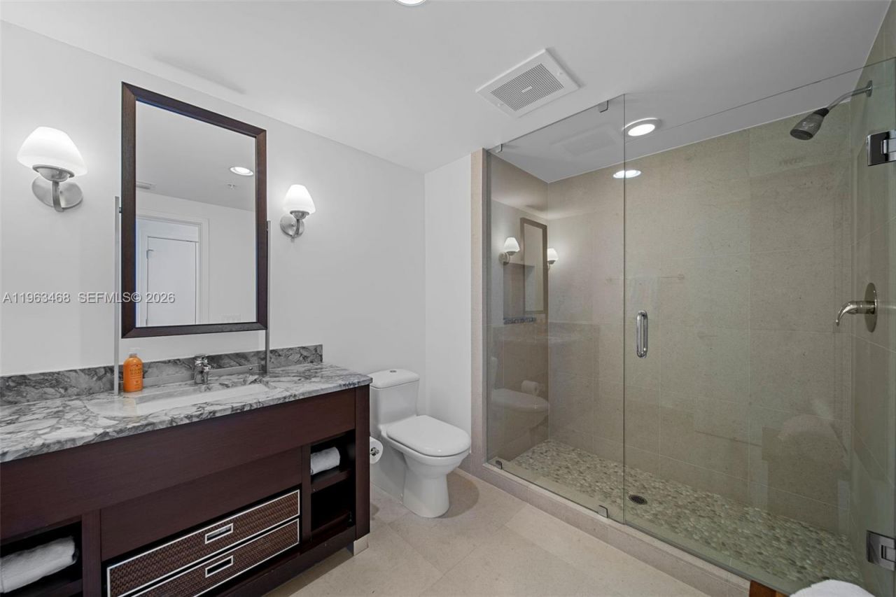 6899 Collins Ave, Unit 2207, Miami Beach, FL 33141 Photo