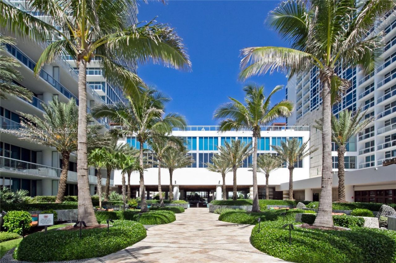 6899 Collins Ave, Unit 2207, Miami Beach, FL 33141 Photo