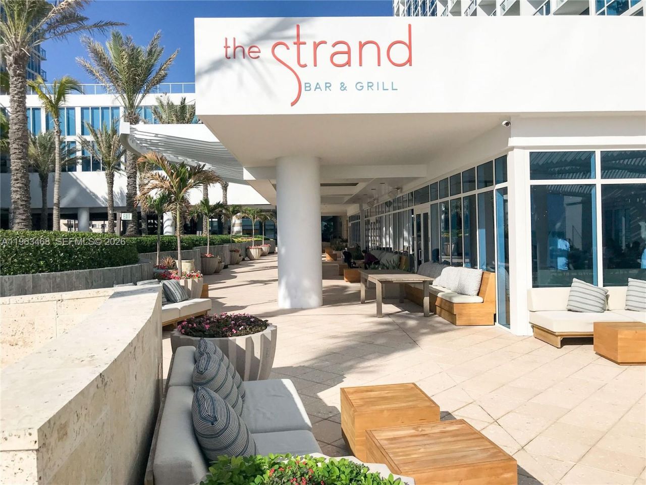 6899 Collins Ave, Unit 2207, Miami Beach, FL 33141 Photo