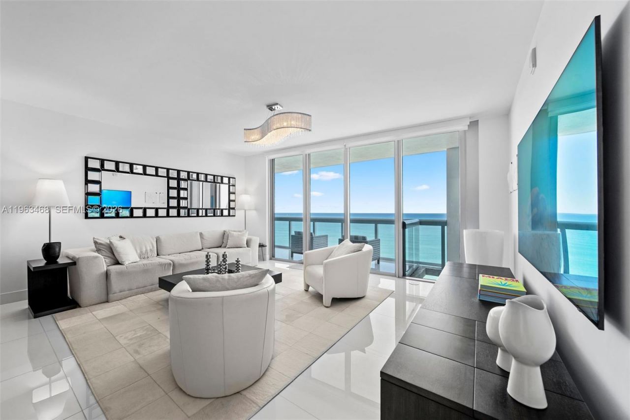6899 Collins Ave, Unit 2207, Miami Beach, FL 33141 Photo