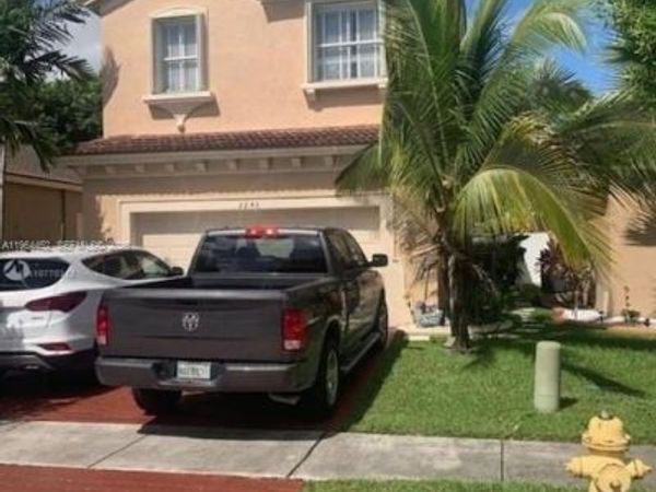 2240 NE 37th Ter , Homestead, FL 33033